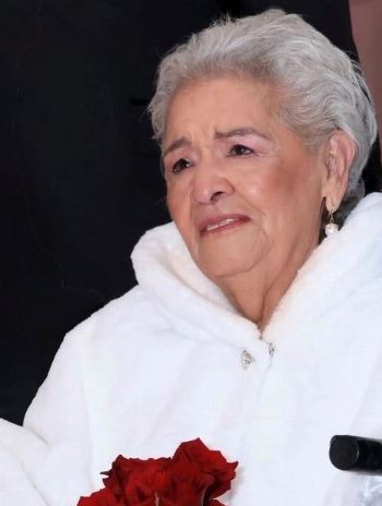 Ana Maria Flores